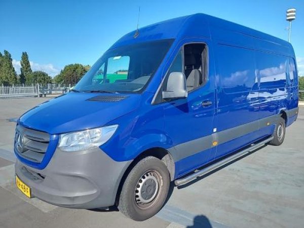 Mercedes-Benz Sprinter 315 1.9 CDI L3H2 DC 2021 - voorkant