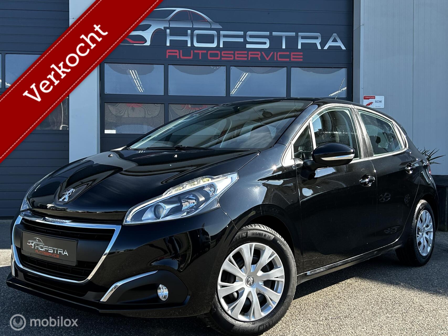 Peugeot 208 1.2 PureTech CarPlay Navi Cruise D-riem VV DAB ! 2018 - voorkant