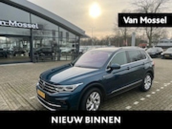 Volkswagen Tiguan 1.5 TSI Elegance 2021 - voorkant