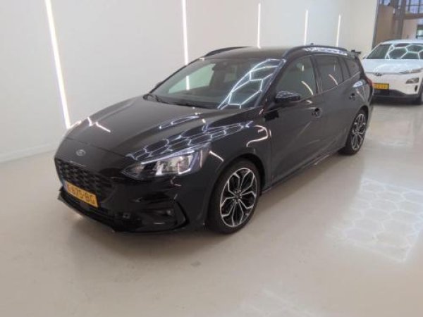 Ford Focus 1.5 EcoBlue ST Line X Business 2020 - voorkant