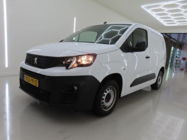 Foto van Peugeot Partner