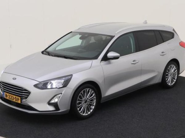 Ford Focus 1.0 EcoBoost Hybrid Titanium X Business 2021 - voorkant