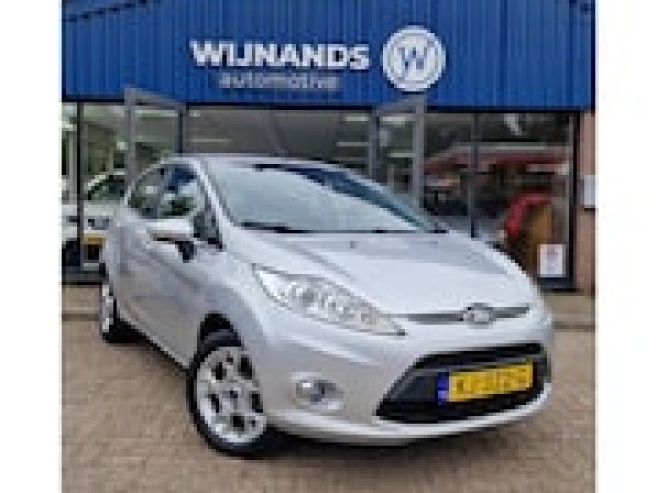 Ford Fiesta 1.25 Trend 2011 - voorkant