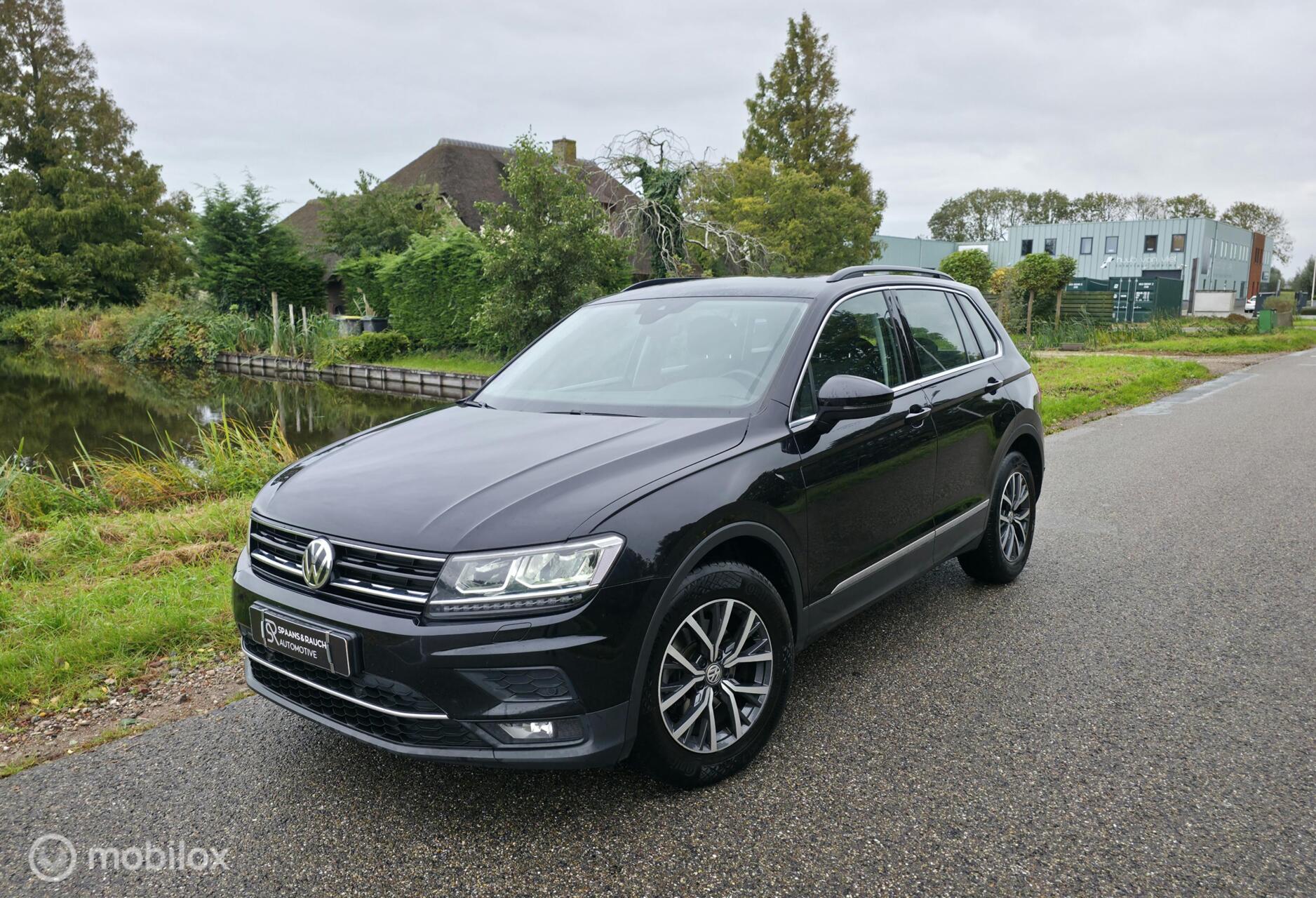 Volkswagen Tiguan 1.5 TSI Comfortline Business 2021 - voorkant
