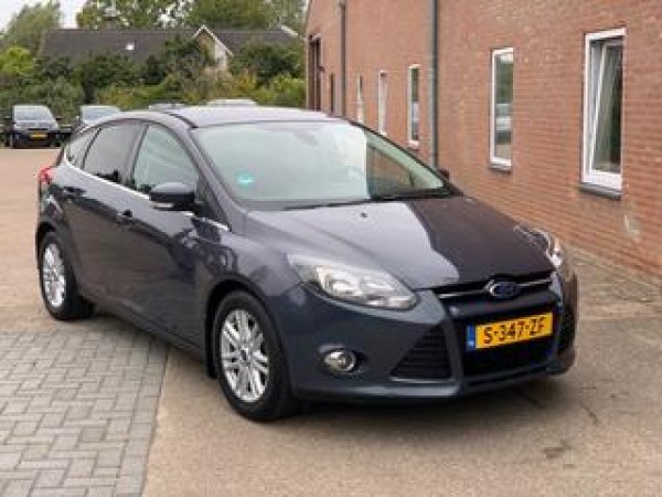 Ford Focus 1.0 EcoBoost Titanium 2013 - voorkant