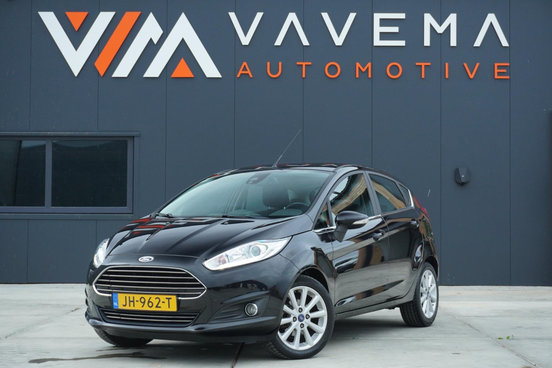 Ford Focus 1.0 Titanium 2016 Airco Clima 5 Deurs Bluetooth Navigatie Cruise control LM Velgen 2016 - voorkant