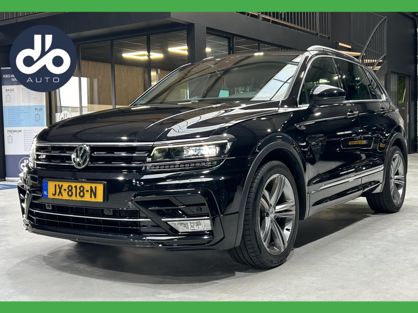Volkswagen Tiguan 1.4 TSI R-Line Edition DIGI DASHBOARD I ELEC. KLEP I CARPLAY + PDC 2016 - voorkant