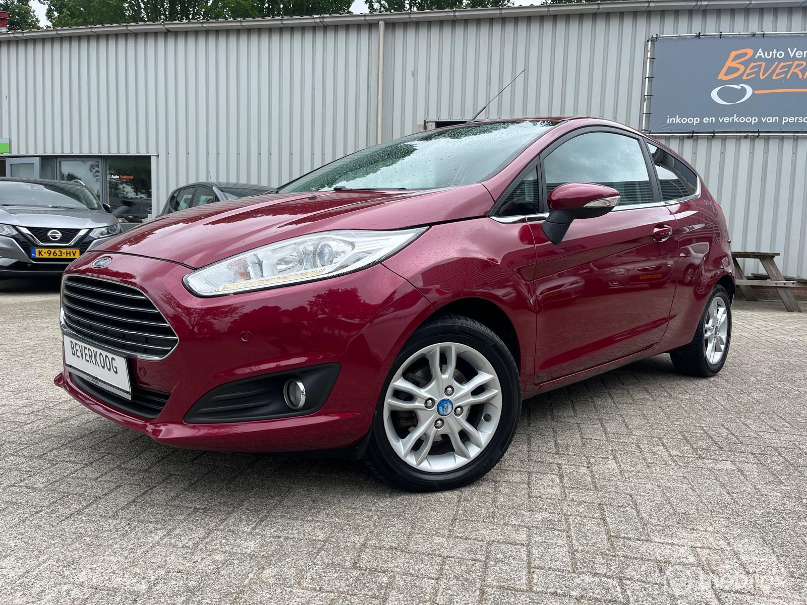 Ford Fiesta 1.0 Titanium/ bluetooth / 6 /12 MAANDEN GARANTIE 2014 - voorkant