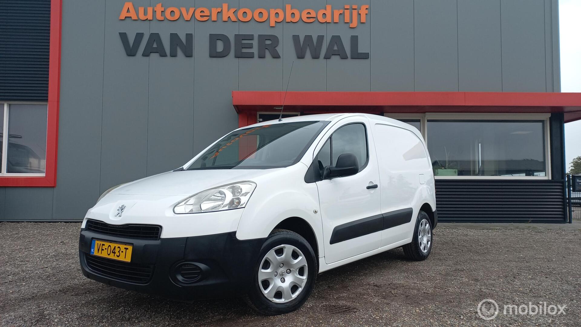 Foto van Peugeot Partner