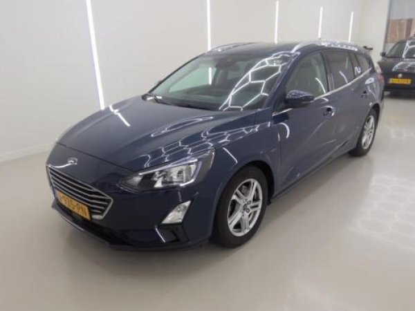Ford Focus 1.0 EcoBoost Hybrid Trend Edition Business 2020 - voorkant