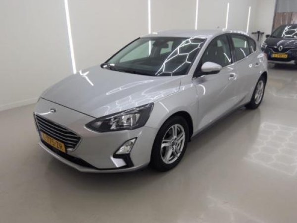 Ford Focus 1.0 EcoBoost Trend Edition Business 2021 - voorkant
