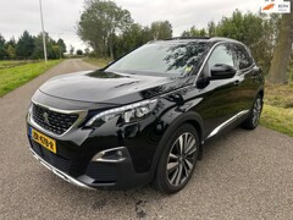 Peugeot 3008 1.6 PureTech GT Line 2019 - voorkant