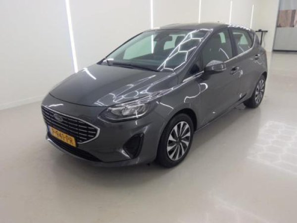 Ford Fiesta 1.0 EcoBoost Hybrid Titanium 2022 - voorkant
