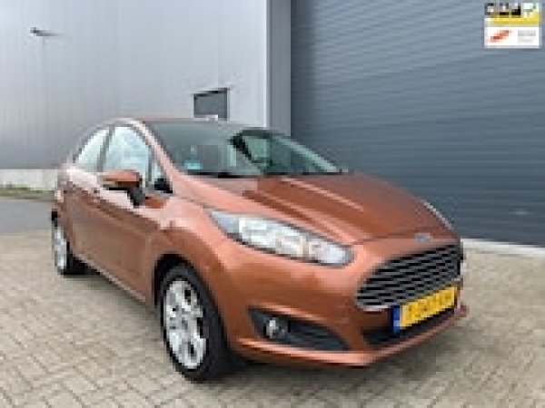 Ford Fiesta 1.0 EcoBoost Titanium 2013 - voorkant