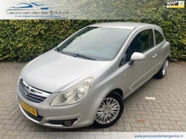 Opel Corsa 1.2-16V Essentia 2007 - voorkant