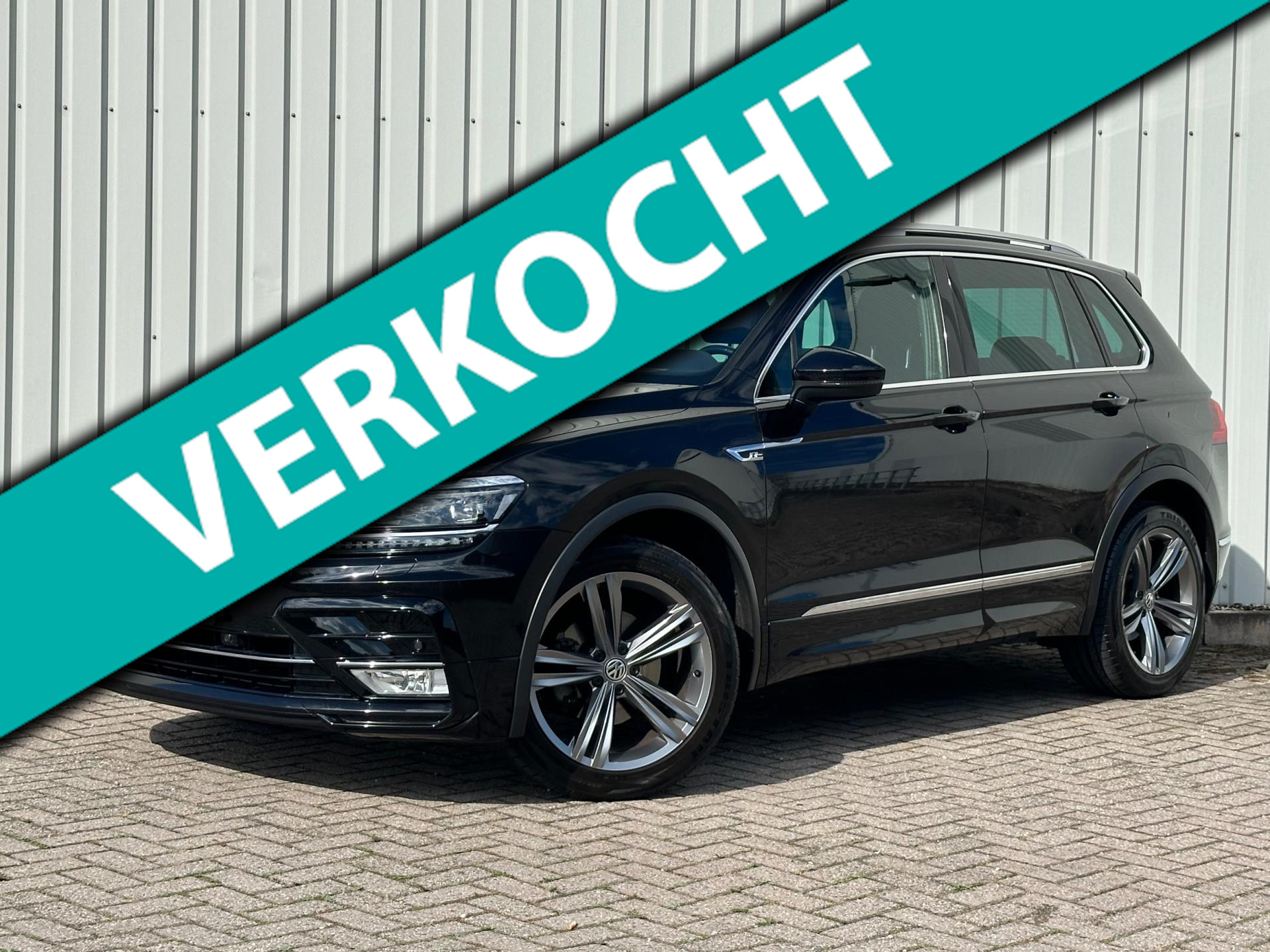 Volkswagen Tiguan 1.4 TSI ACT R-line|Pano|HUD|Virtual|Stoelverwarming|NAP 2016 - voorkant