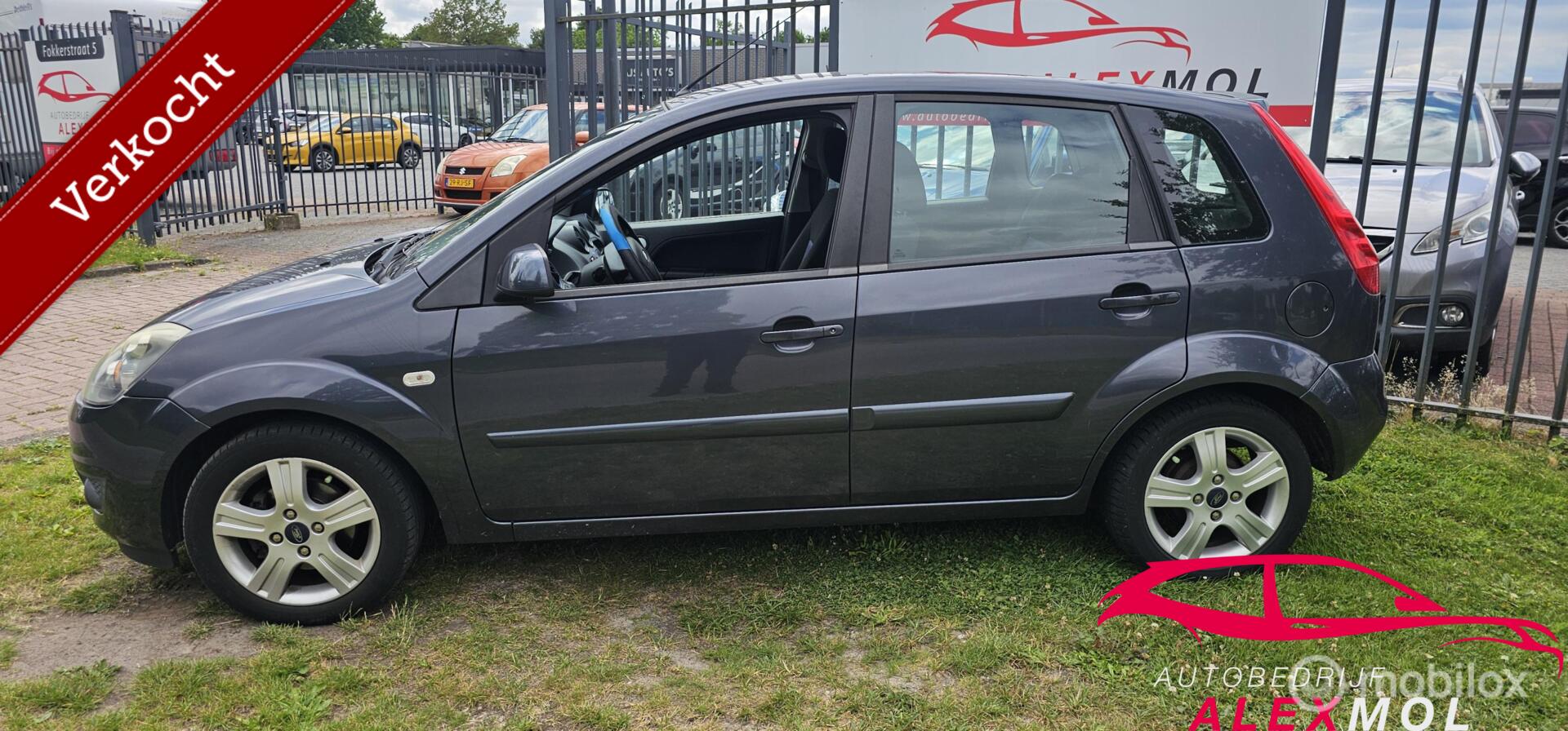 Ford Fiesta 1.25 Titanium nieuwe apk 2008 - voorkant