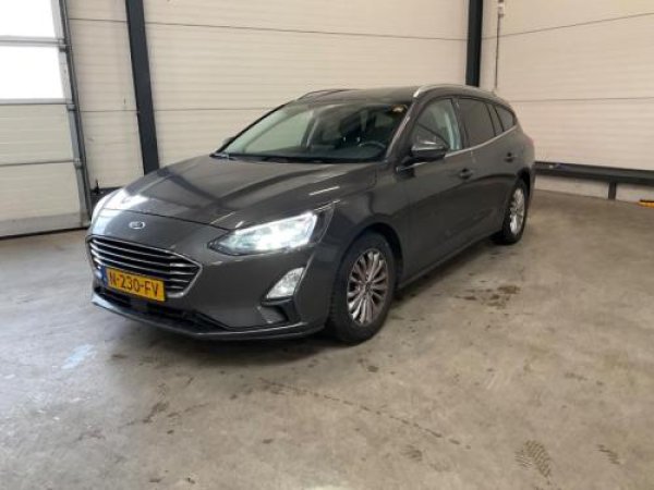 Ford Focus 1.0 EcoBoost Hybrid Titanium X Business 2021 - voorkant
