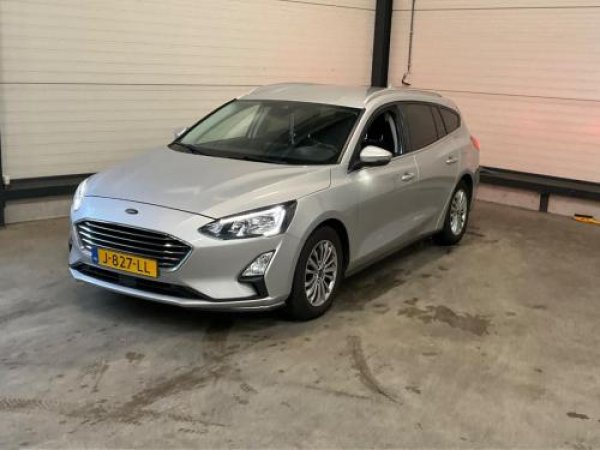 Ford Focus 1.0 EcoBoost Hybrid Titanium X Business 2020 - voorkant