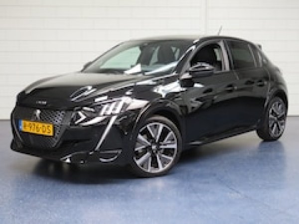 Peugeot 208 1.2 PureTech GT 2022 - voorkant