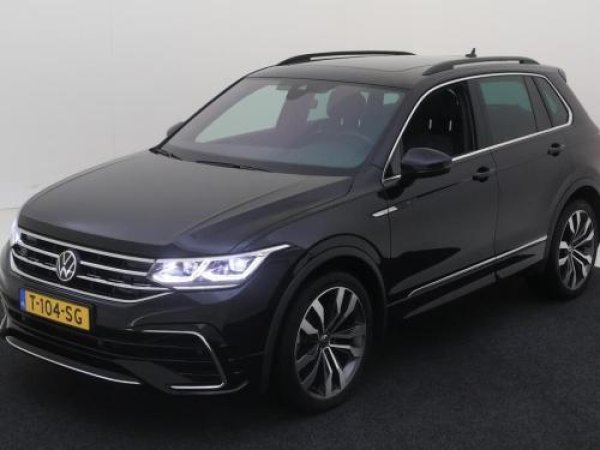 Volkswagen Tiguan 1.5 TSI R-Line 2023 - voorkant