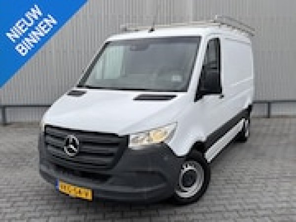 Mercedes-Benz Sprinter 214 2.2 CDI L1H2 2021 - voorkant