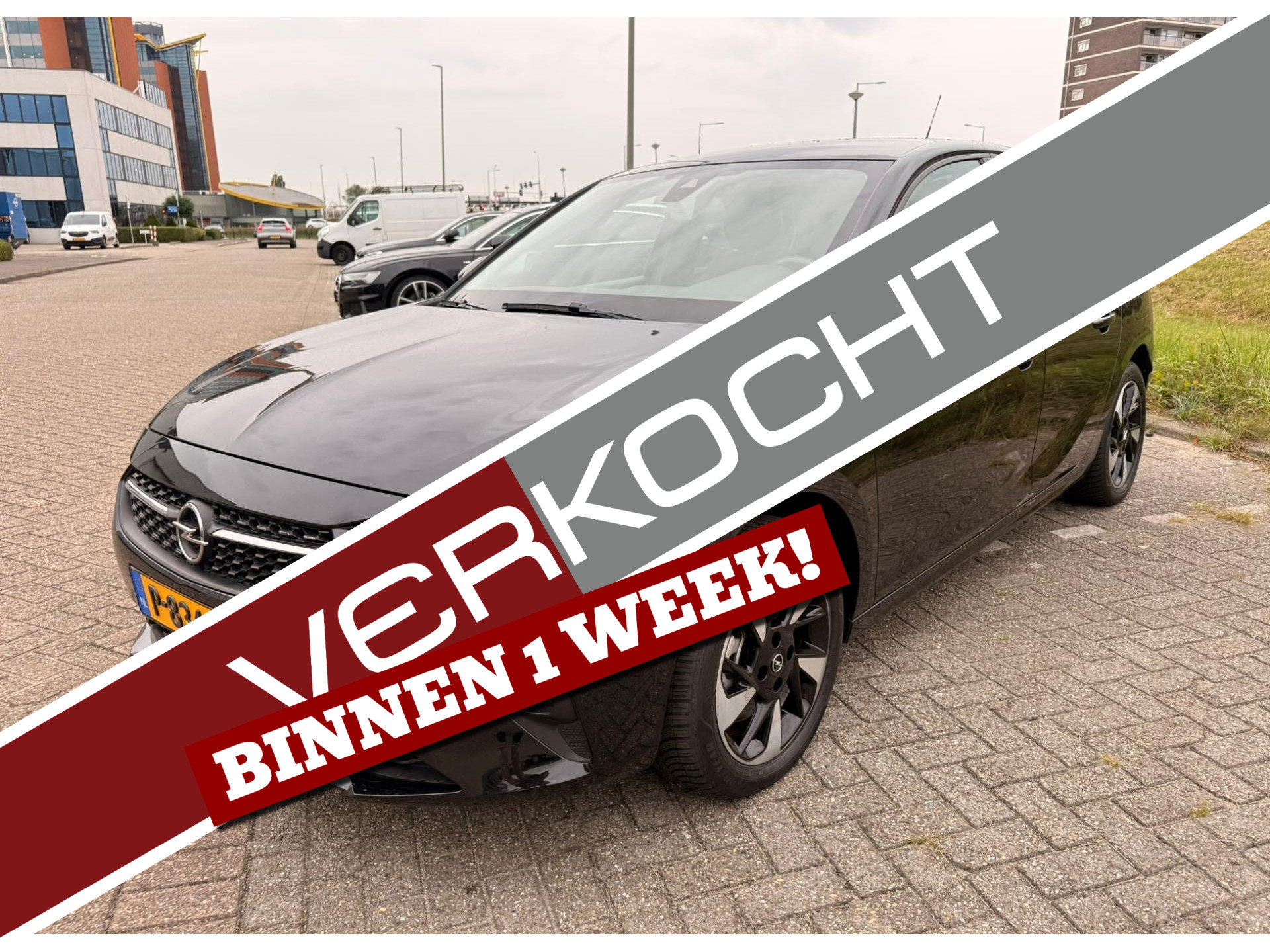 Opel Corsa 5 deurs Ultimate 50 kWh | VAN 2e EIGENAAR | 2021 - voorkant