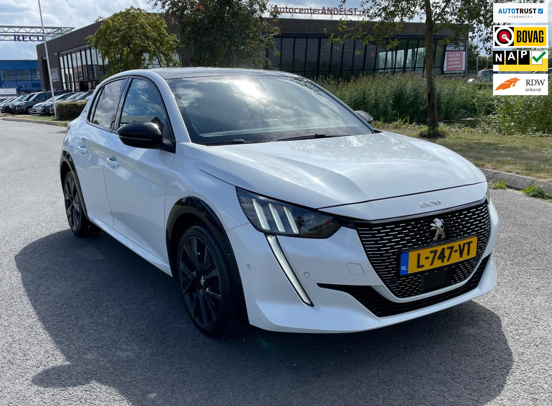 Peugeot 208 1.2 PureTech GT Pack, 131PK, Aut, Pano, Acc, Cam, Pdc, Carplay, 2e eig afk, Geen import, Nap, Goed oh! 2021 - voorkant
