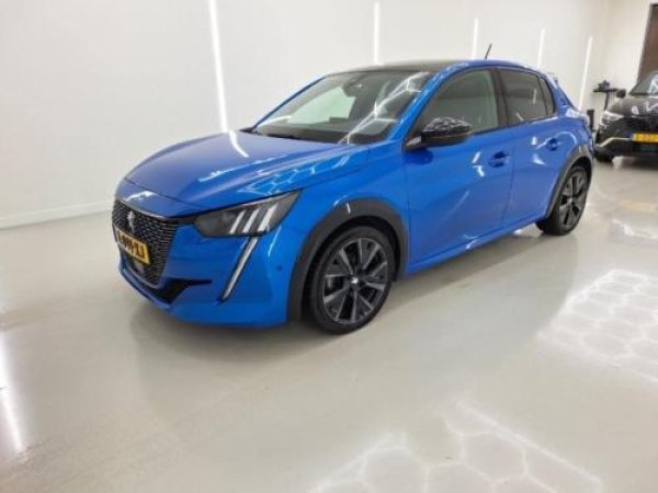 Peugeot 208 1.2 PureTech GT Pack 2021 - voorkant