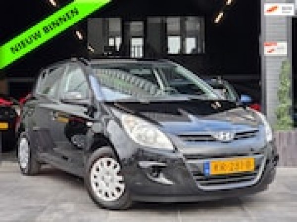 Hyundai I20 1.2i i-Drive 2011 - voorkant