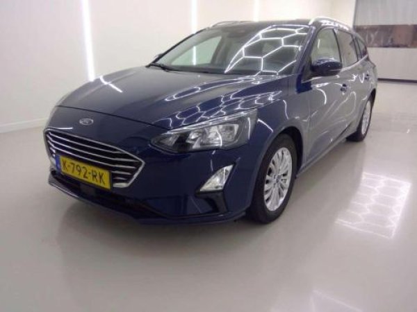 Ford Focus 1.0 EcoBoost Hybrid Titanium X Business 2021 - voorkant