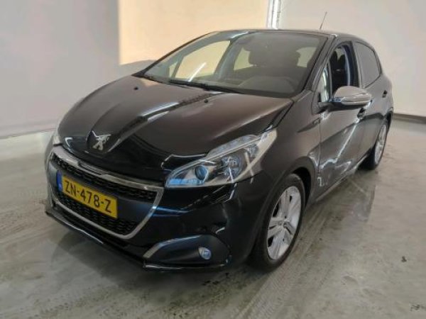 Peugeot 208 1.2 PureTech Signature 2019 - voorkant