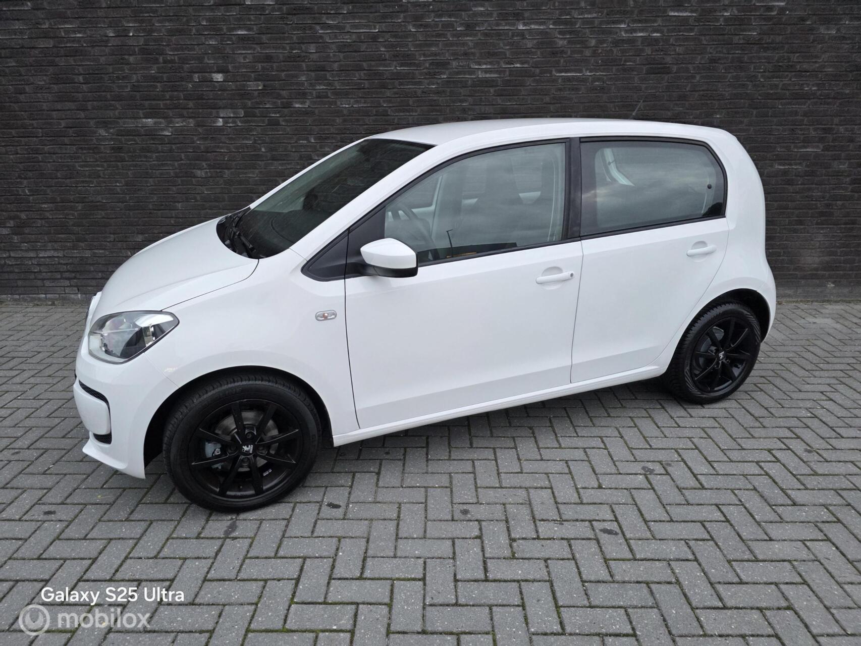 Foto van VOLKSWAGEN UP