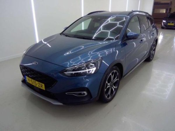 Ford Focus 1.0 EcoBoost Active Business 2020 - voorkant