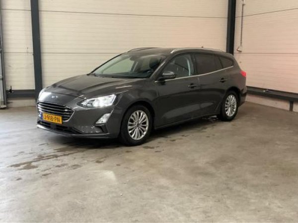 Ford Focus 1.0 EcoBoost Hybrid Titanium X Business 2020 - voorkant