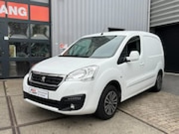 Foto van Peugeot Partner