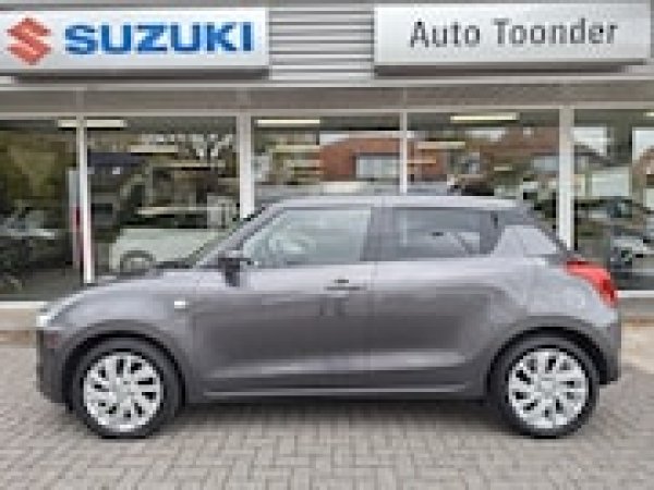 Suzuki Swift 1.2 Comfort Smart Hybrid 2021 - voorkant