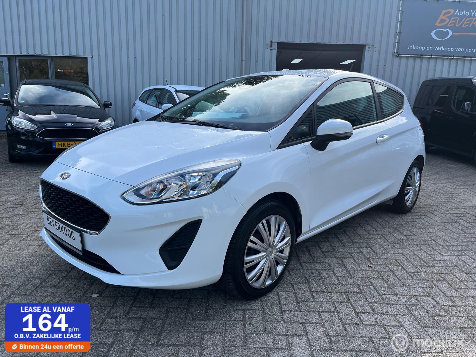 Ford Fiesta 1.1 BLACK&WHITE EDITION 12 M GARANTIE 2020 - voorkant