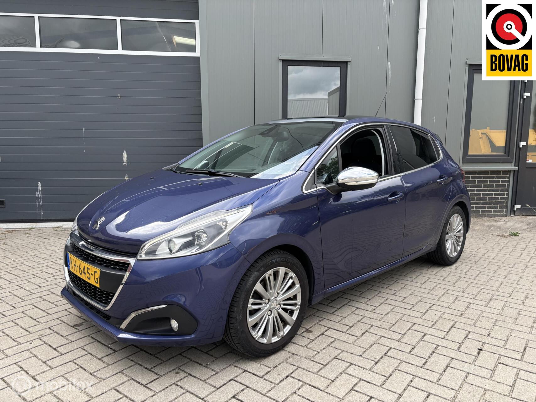 Peugeot 208 1.2 PureTech Allure | N APK | Pano 2016 - voorkant