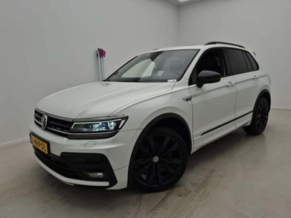 Volkswagen Tiguan 1.5 TSI ACT Highline Business R 2020 - voorkant