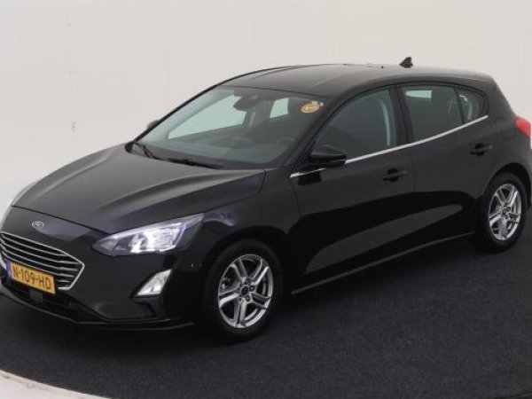 Ford Focus 1.0 EcoBoost Trend Edition Business 2021 - voorkant