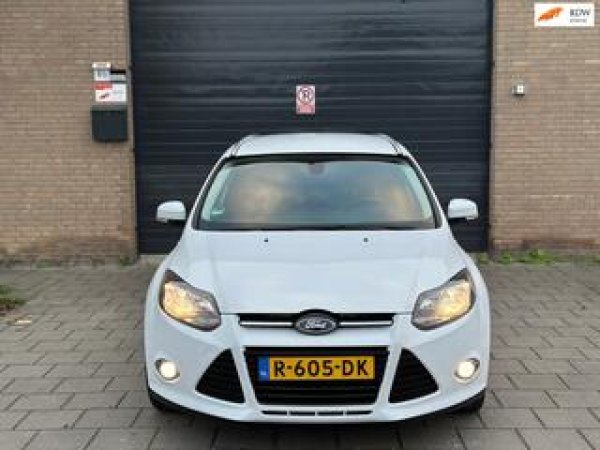 Ford Focus 1.6 EcoBoost Titanium 2013 - voorkant