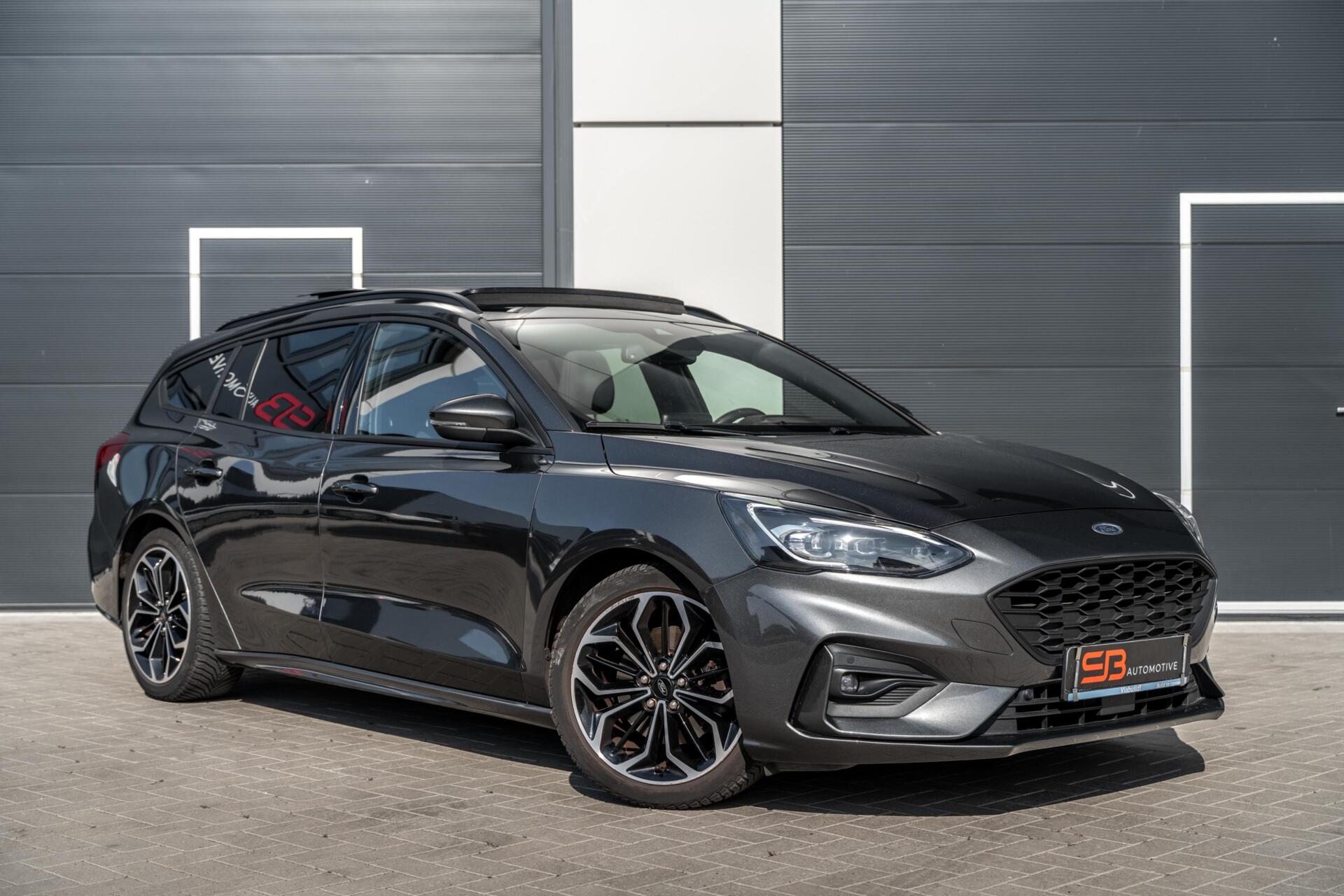 Ford Focus 1.0 EcoBoost ST Line LED|CAM|PANO|BOMVOL! 2020 - voorkant
