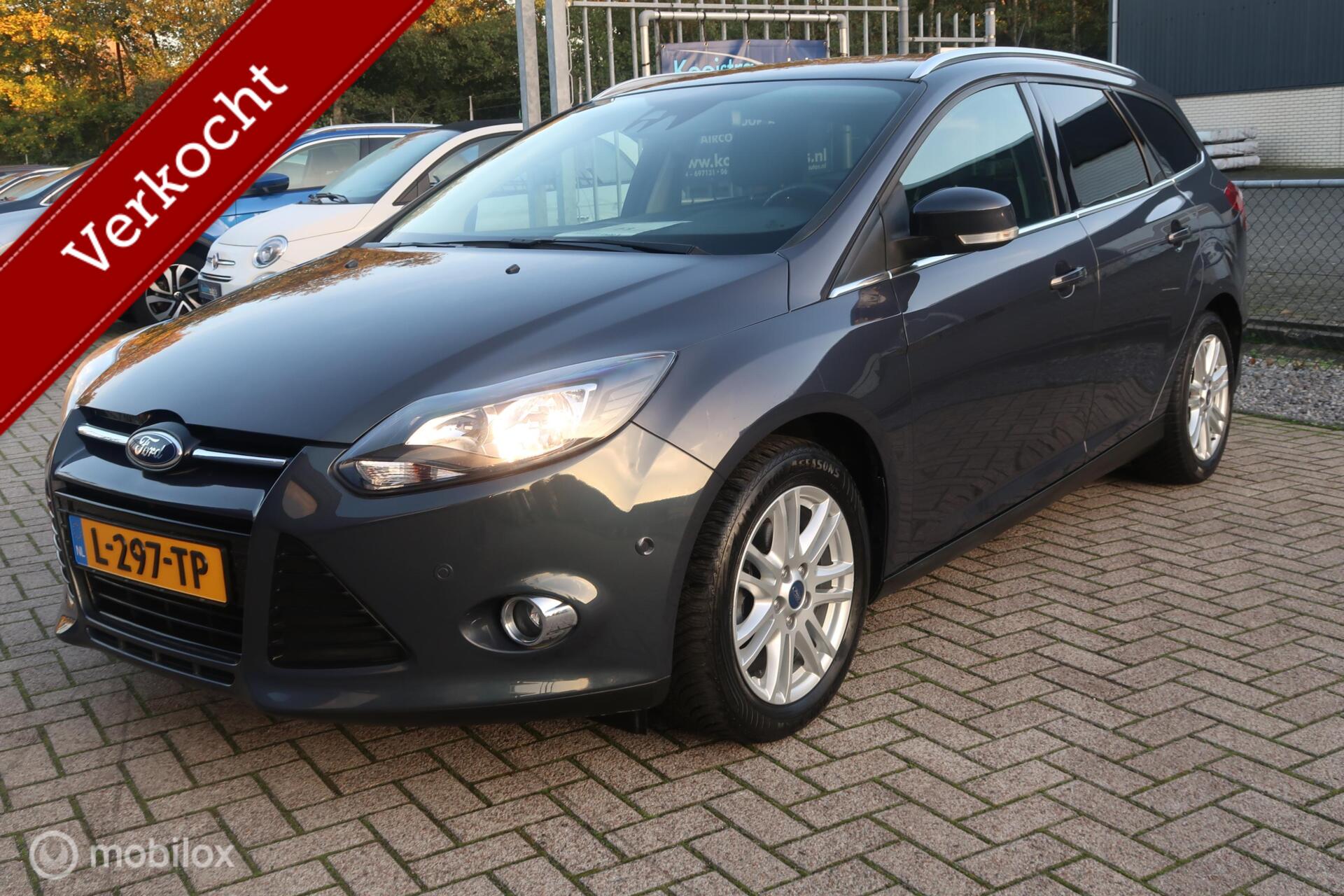 Ford Focus 1.0 EcoBoost Titanium TREKHAAK, CAMERA 2014 - voorkant