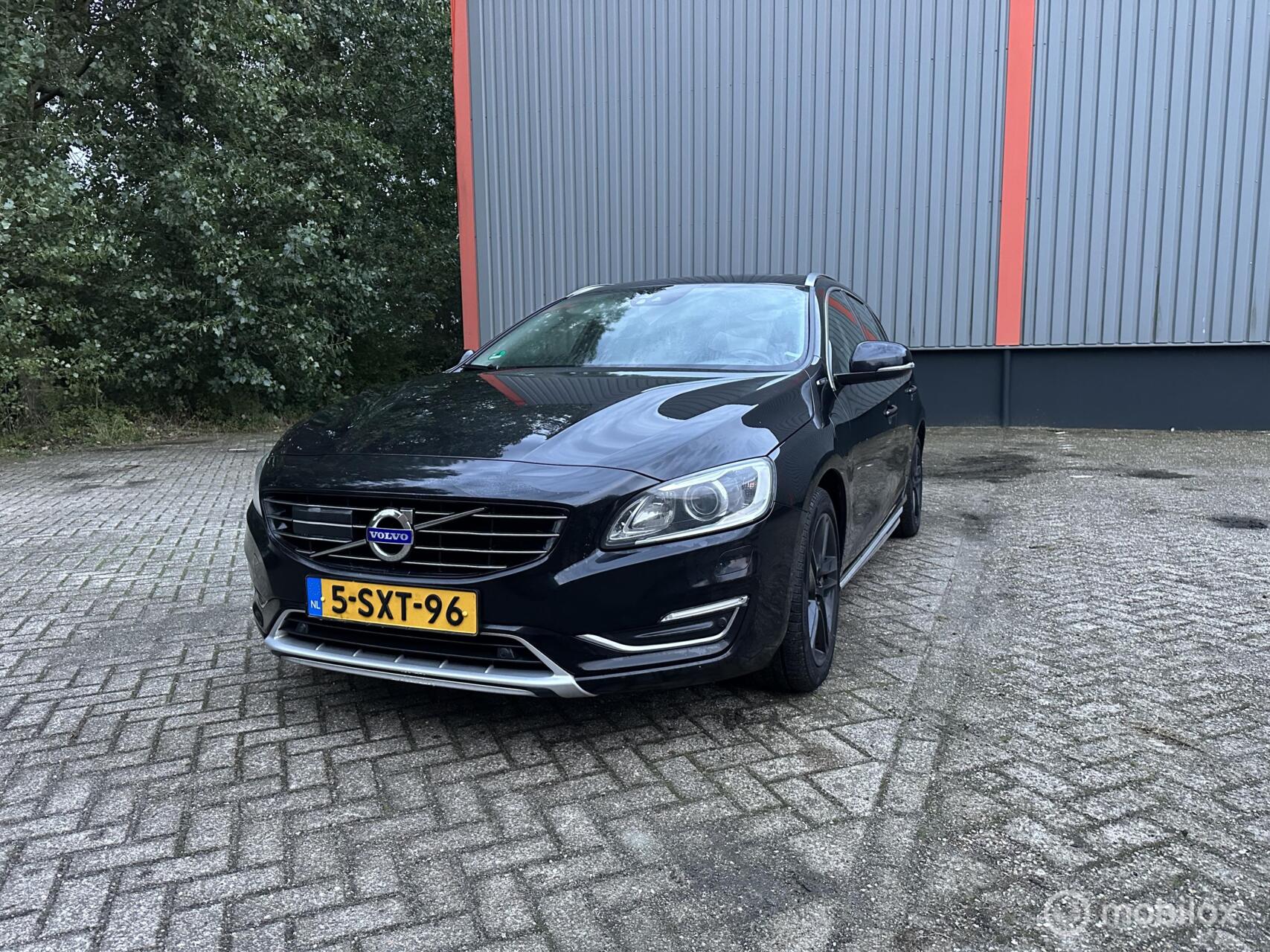 Foto van VOLVO V60 PLUG IN HYBRID