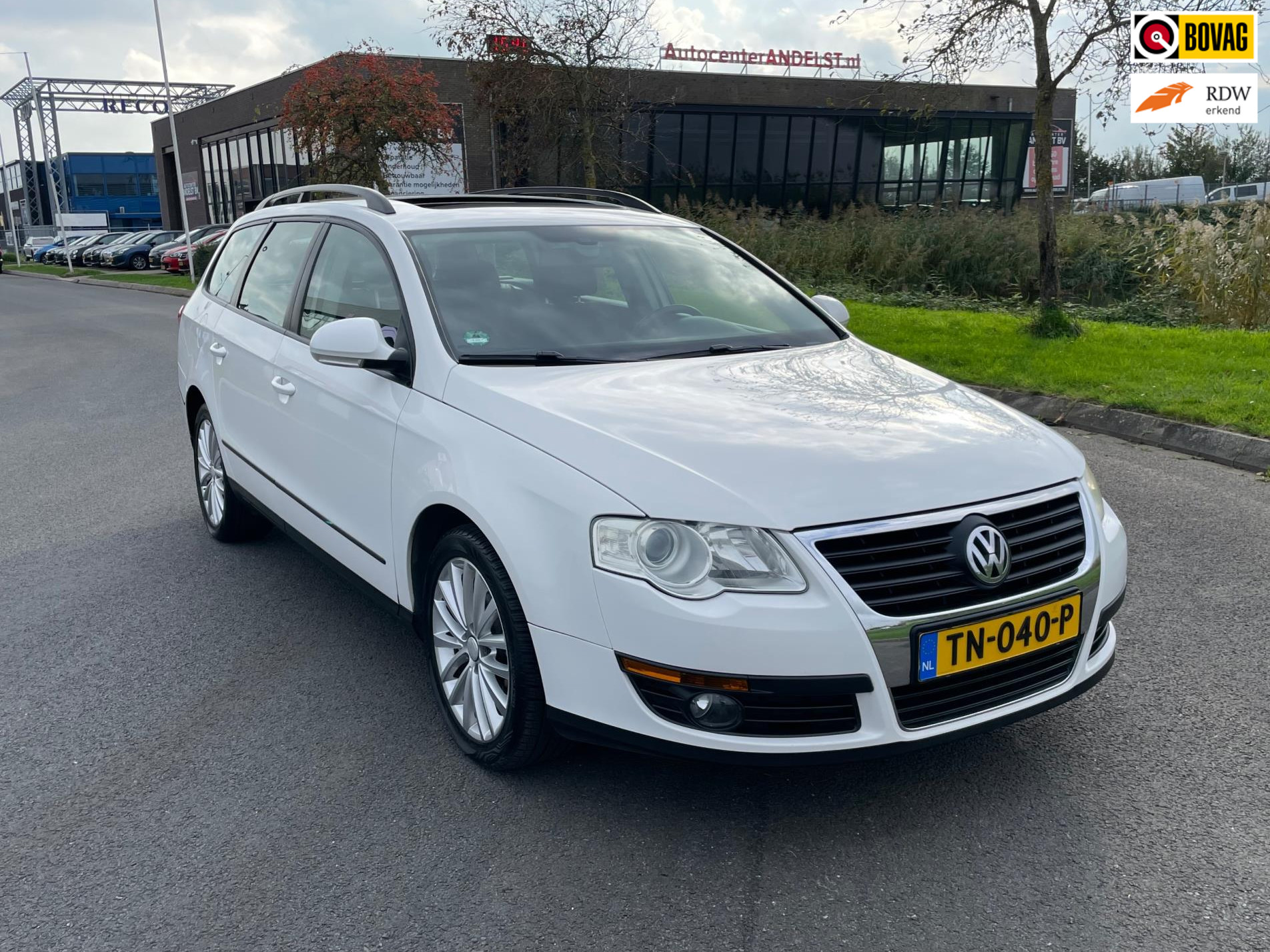 Foto van VOLKSWAGEN PASSAT