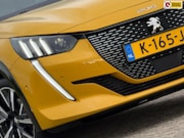 Peugeot 208 1.2 PureTech GT-Line 2021 - voorkant