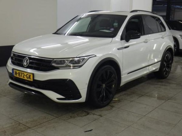 Volkswagen Tiguan 1.5 TSI R-Line 2021 - voorkant