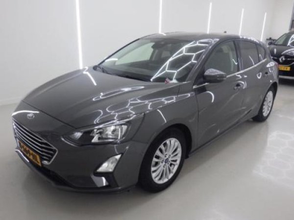 Ford Focus 1.0 EcoBoost Hybrid Titanium X Business 2021 - voorkant