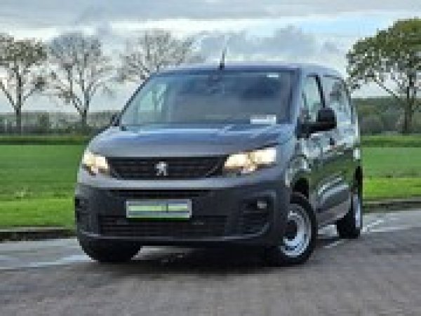 Foto van Peugeot Partner